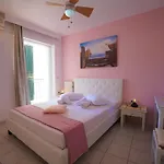 Mandy Seafront شقة *