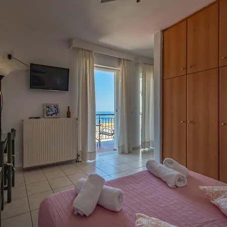 Mandy Seafront Apartment