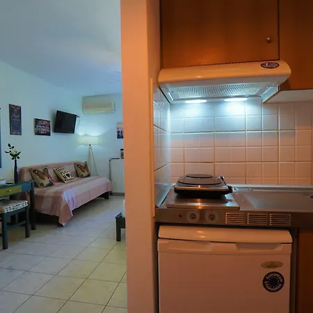 Mandy Seafront Apartment Zakynthos