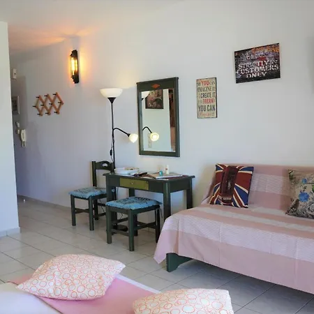 Saltwater Serenade Apartman *